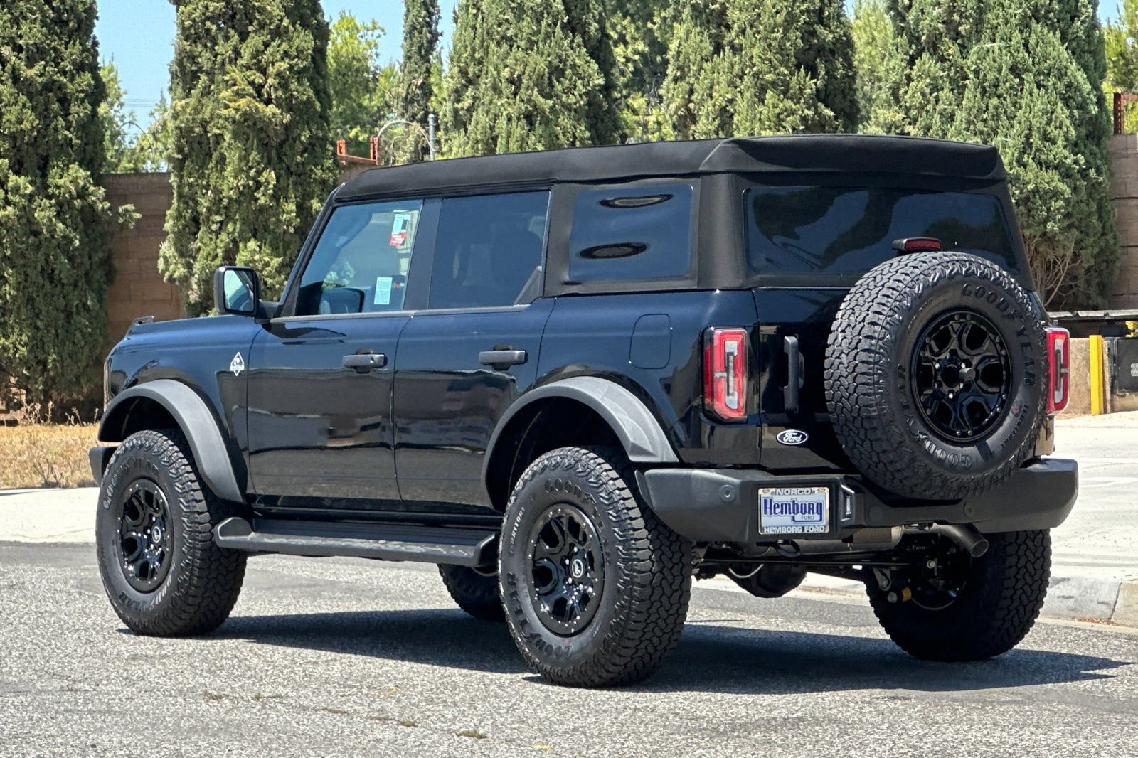 New 2026 Ford Bronco Outer Banks w/ Sasquatch Package AWD/4WD image 6