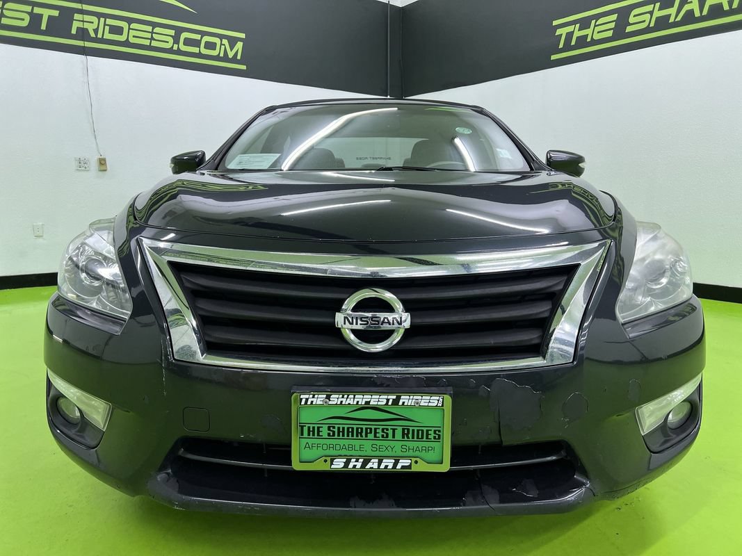 Used 2014 Nissan Altima 2.5 SV w/ Convenience Package FWD image 3