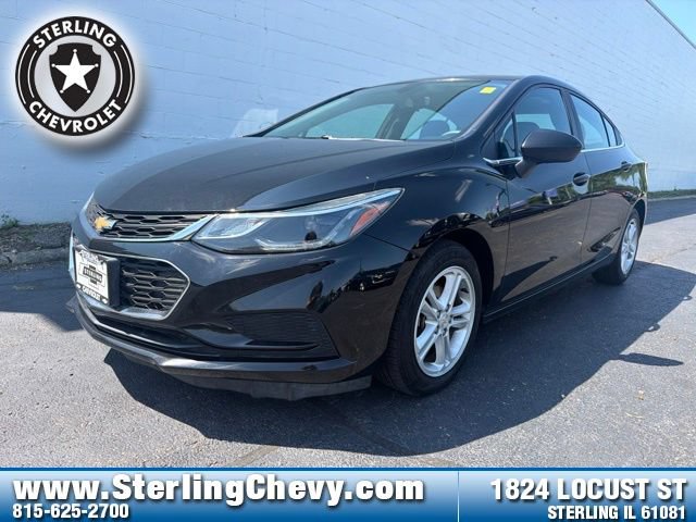 Used 2016 Chevrolet Cruze LT w/ Sun And Sound Package FWD image 7