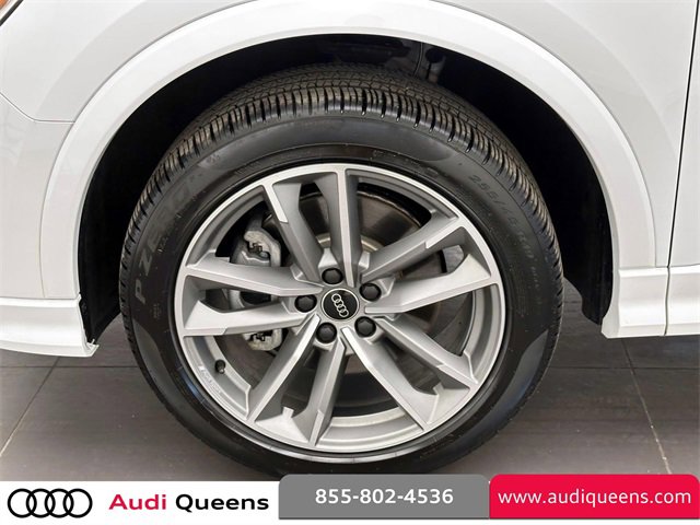 Certified 2025 Audi Q3 2.0T Premium w/ Convenience Package image 8