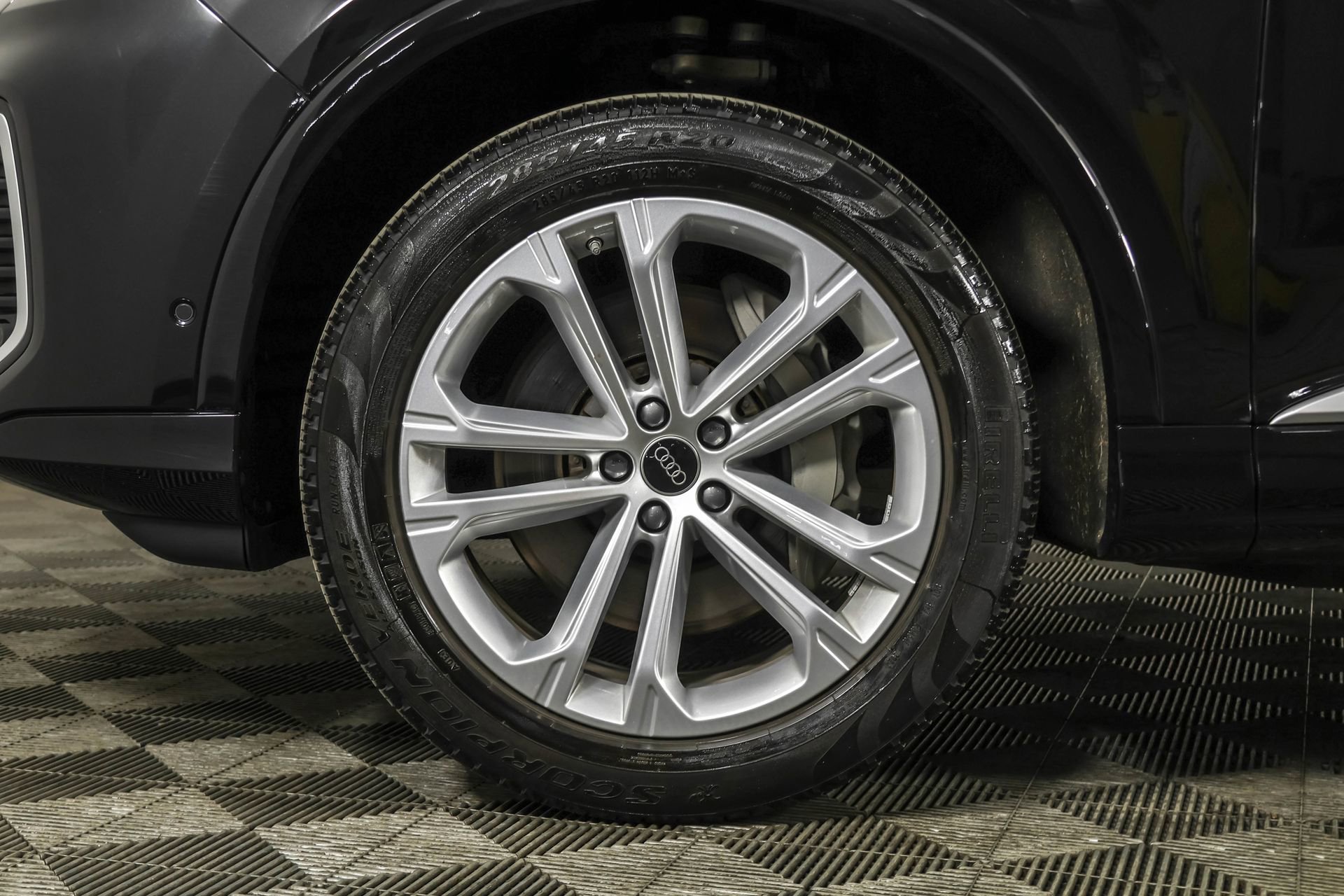 Used 2025 Audi Q7 2.0T Premium image 24