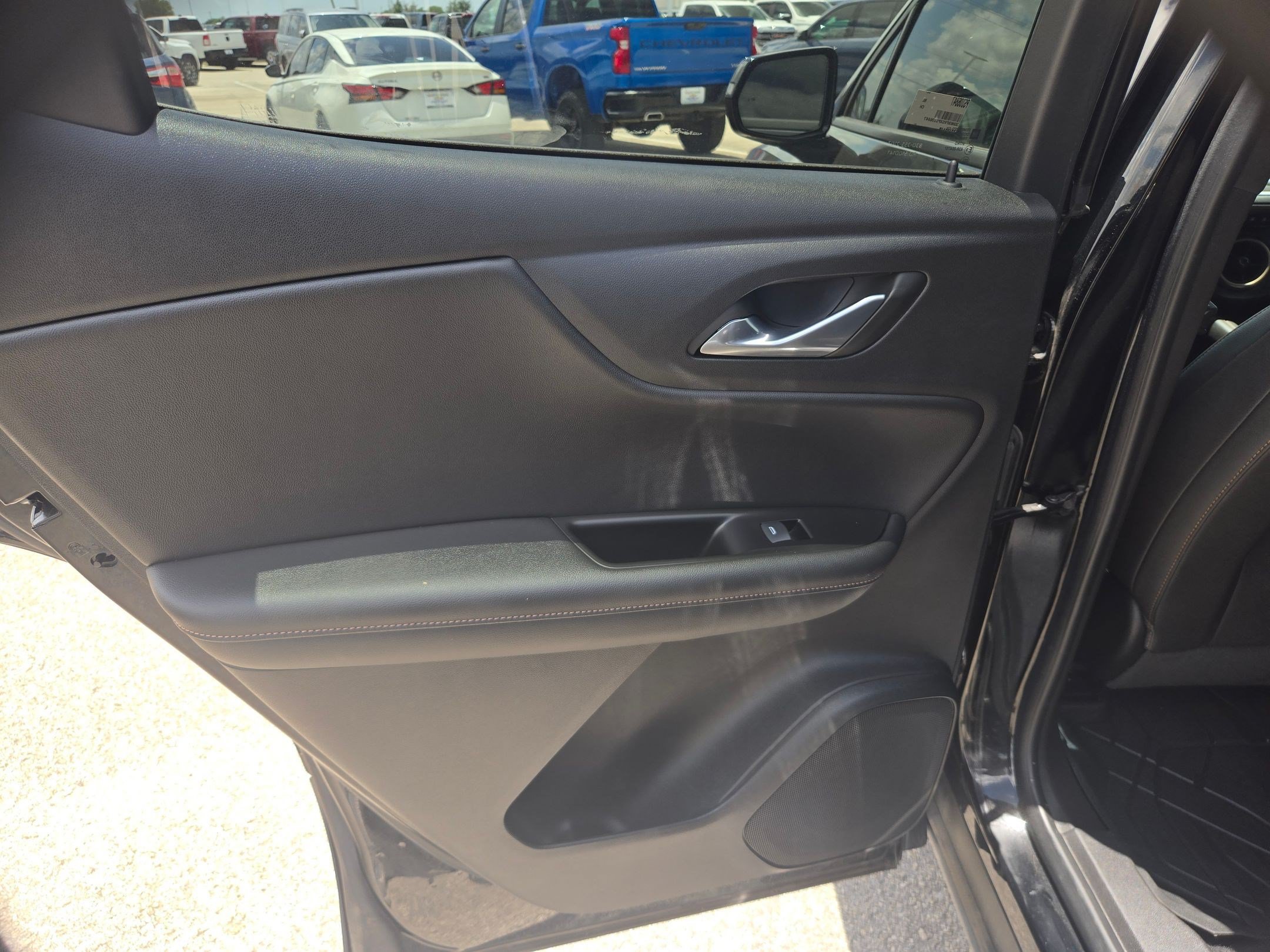 Used 2023 Chevrolet Blazer Premier FWD image 14