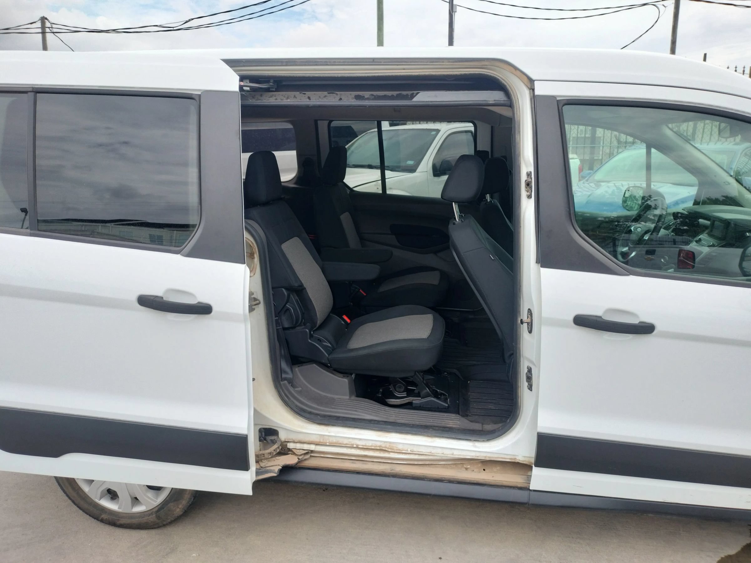 Used 2022 Ford Transit Connect XL FWD image 28