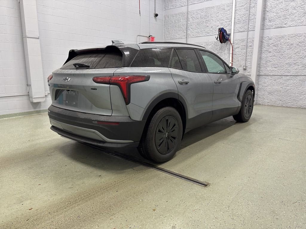 New 2026 Chevrolet Blazer EV LT AWD/4WD image 3