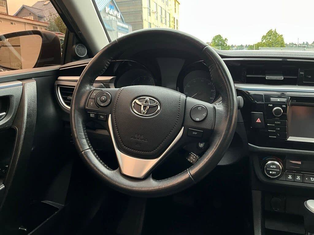 Used 2016 Toyota Corolla S FWD image 19