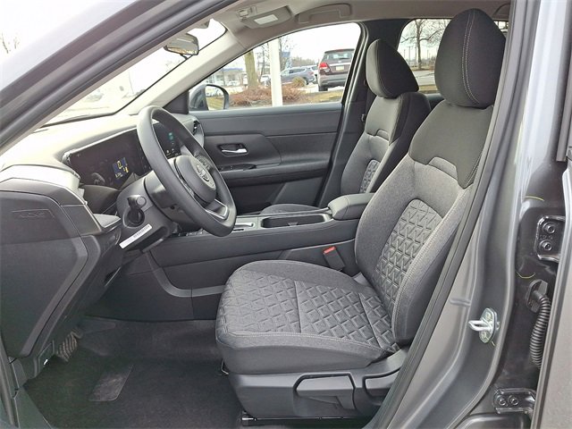 New 2026 Nissan Kicks SV w/ Cold Weather Package image 10