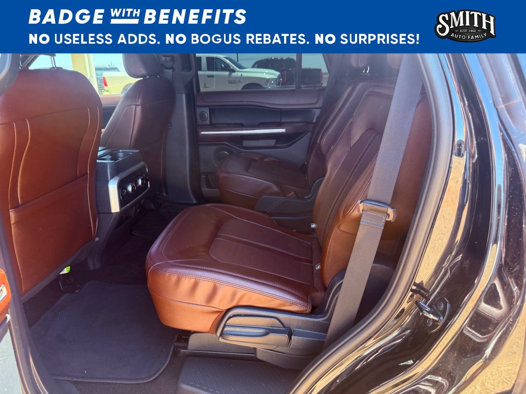 Used 2023 Ford Expedition Limited AWD/4WD image 17