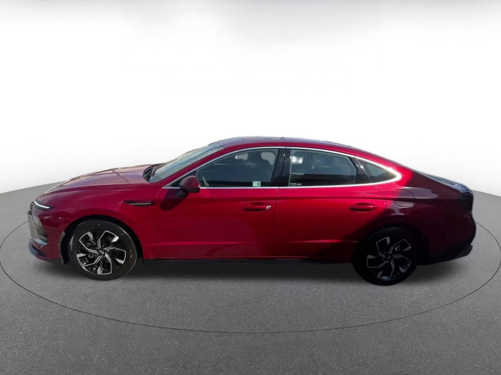 Used 2025 Hyundai Sonata SEL image 12