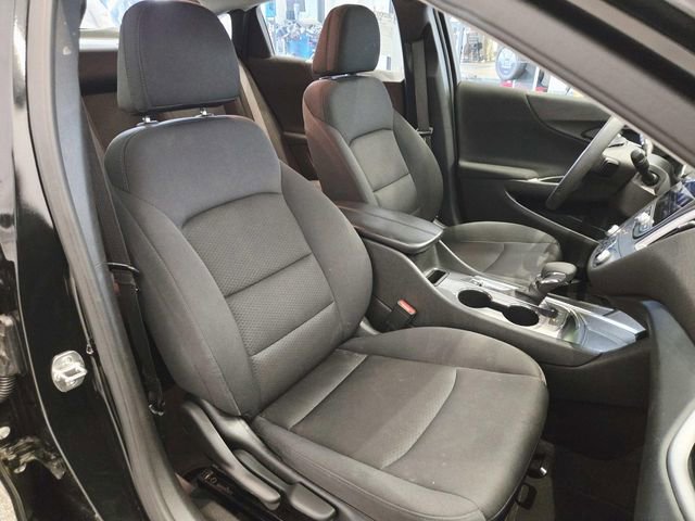 Used 2025 Chevrolet Malibu LT FWD image 12