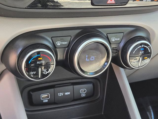 Used 2025 Hyundai Venue SEL FWD image 30