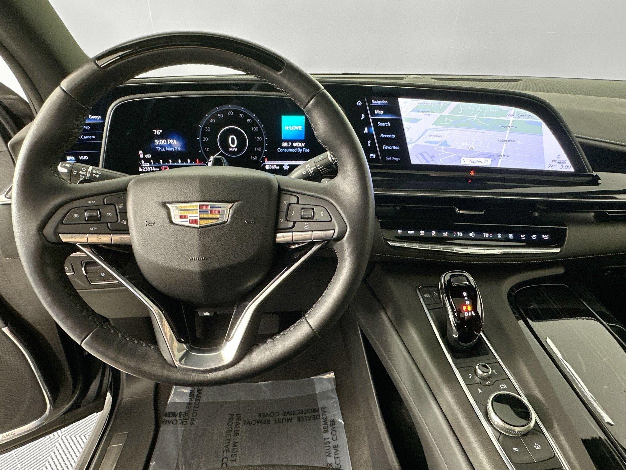 Used 2024 Cadillac Escalade ESV Sport w/ Touring Package AWD/4WD image 11