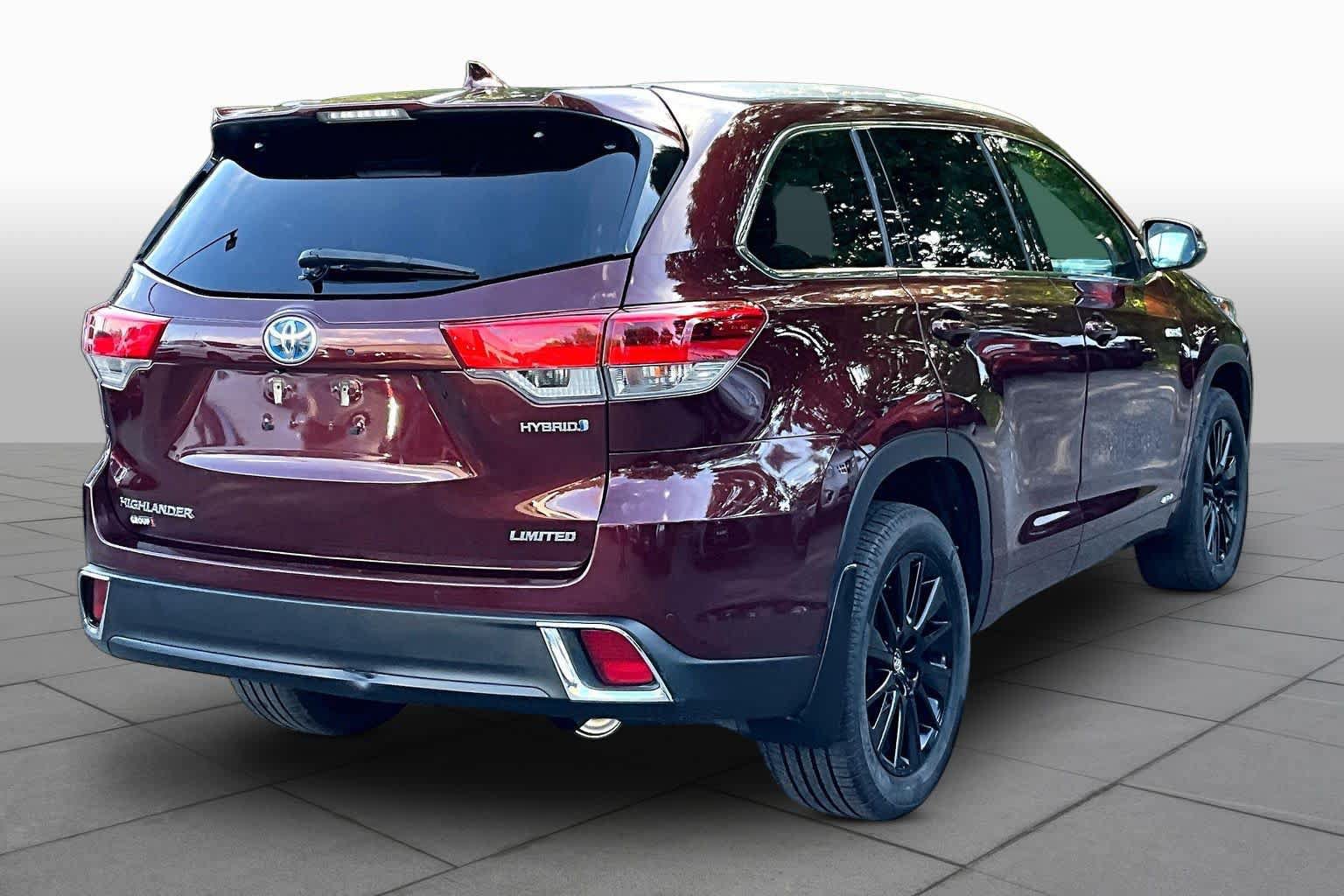 Used 2019 Toyota Highlander Limited Platinum AWD/4WD image 13