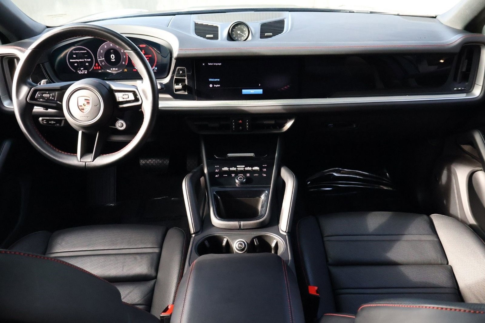 Certified 2024 Porsche Cayenne image 21