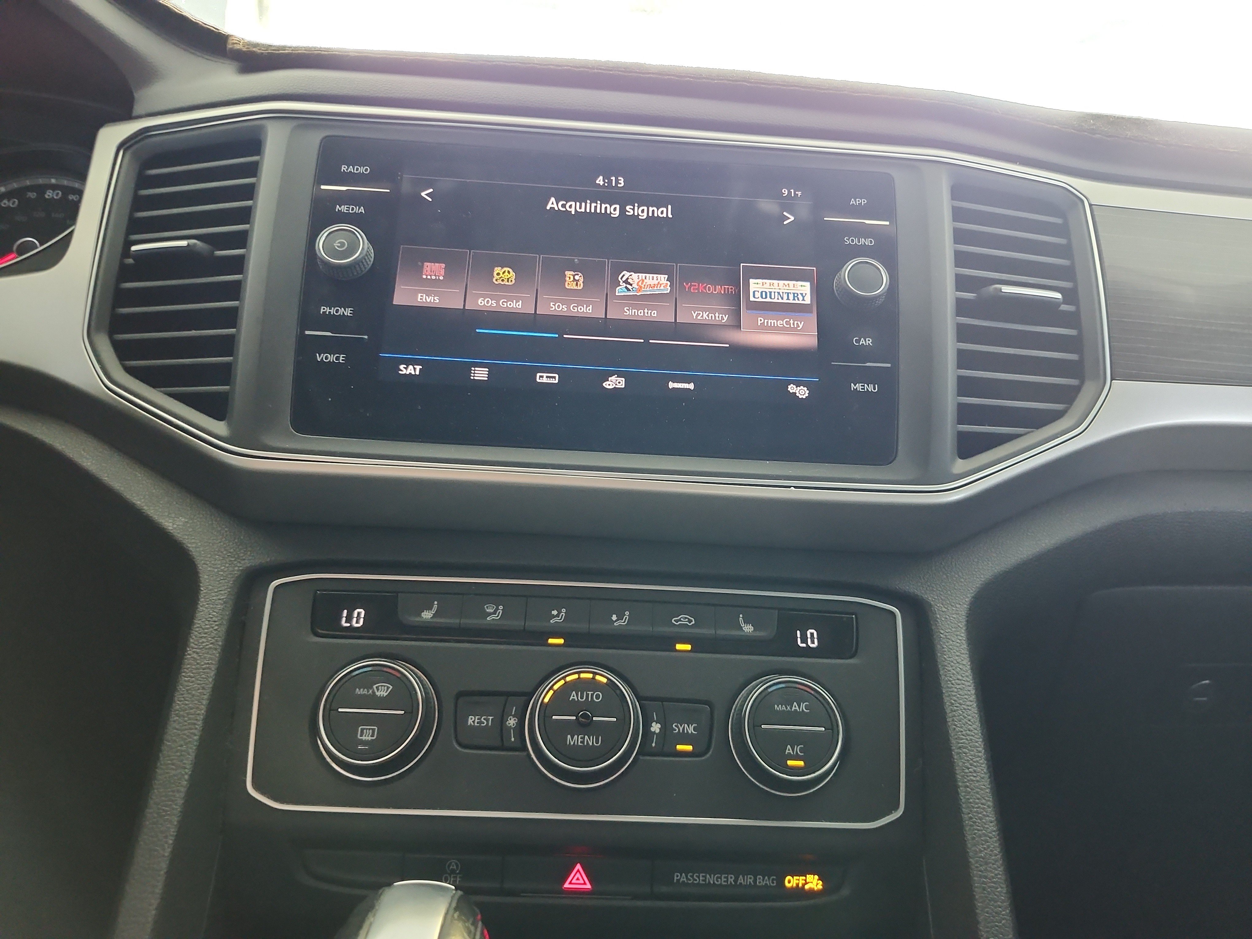 Used 2018 Volkswagen Atlas SE FWD image 14