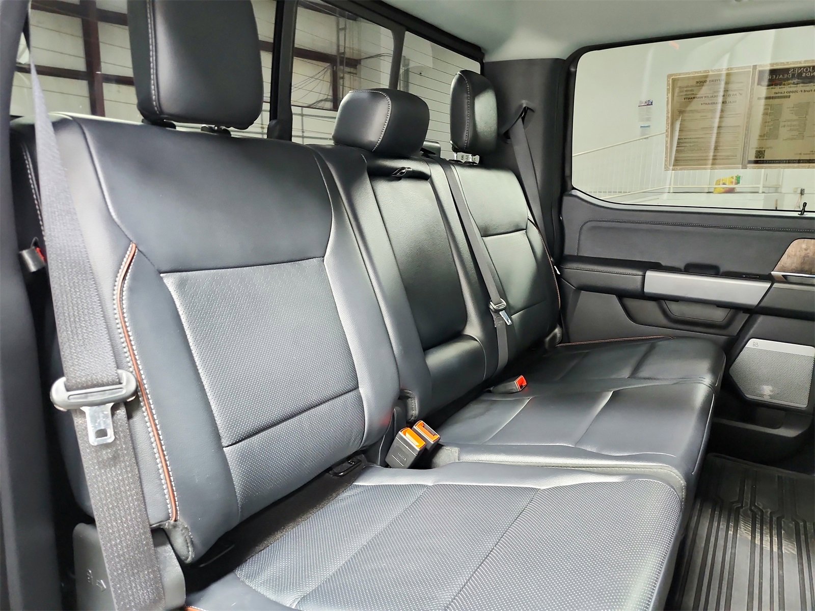 Used 2024 Ford F250 Lariat w/ Chrome Package image 47