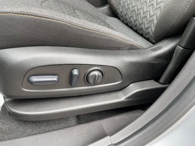 Used 2024 Chevrolet Equinox LT AWD/4WD image 9
