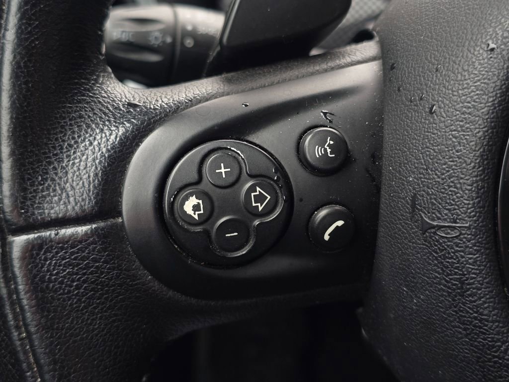 Used 2013 MINI Cooper S image 29