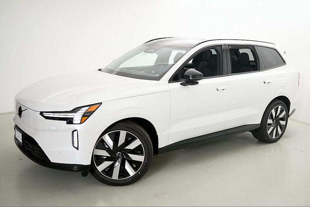 New 2026 Volvo EX90 Ultra AWD/4WD image 3