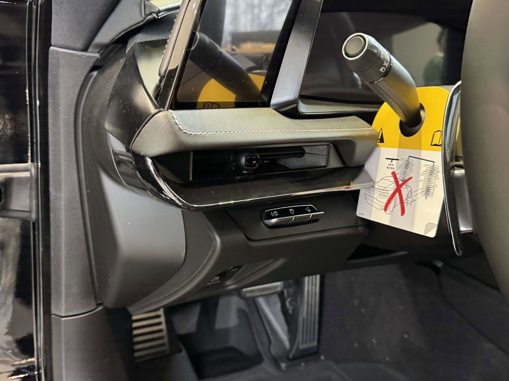 New 2026 Chevrolet Corvette Stingray Preferred Conv w/ Stealth Interior Trim Package image 9