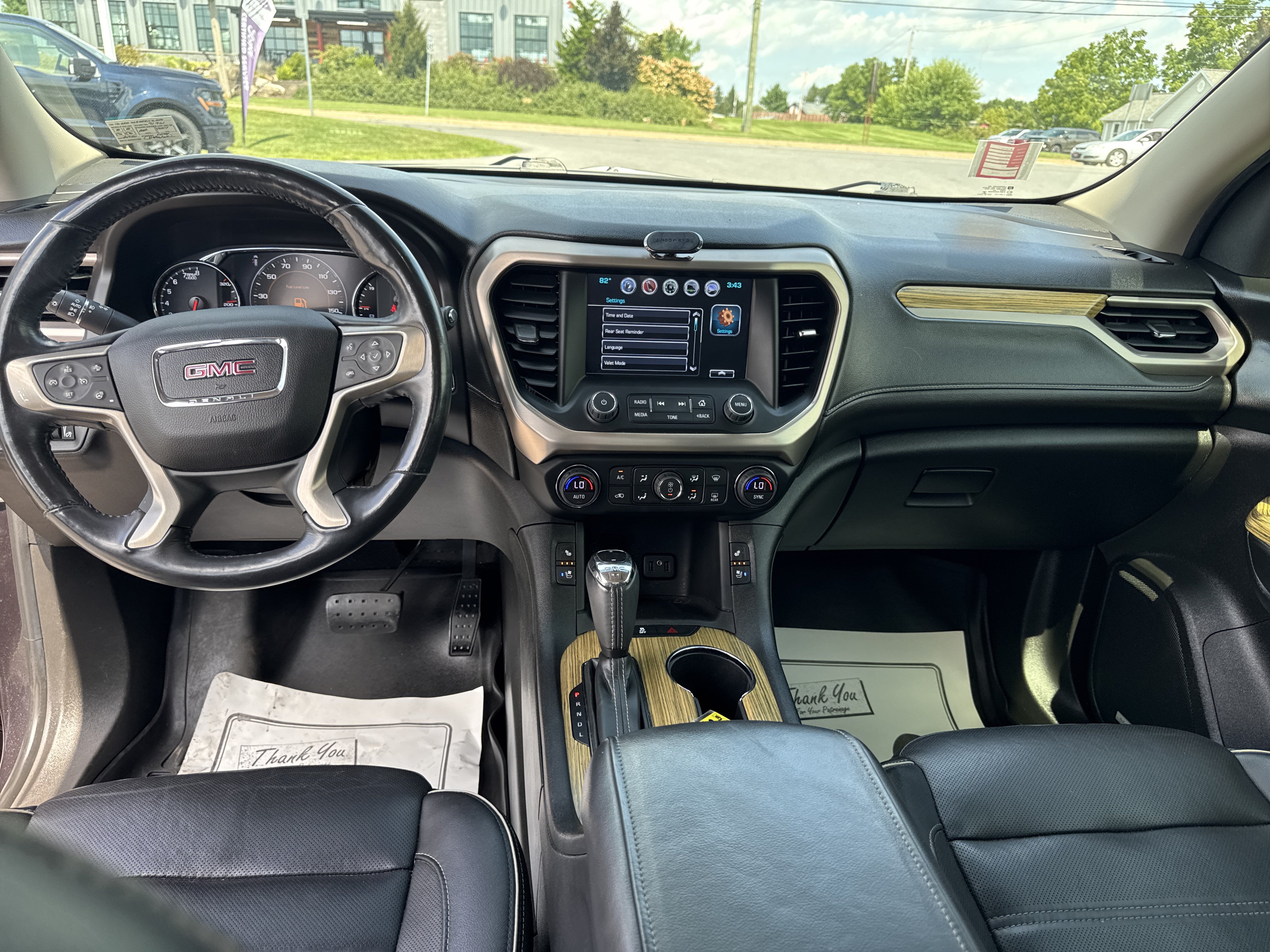 Used 2018 GMC Acadia Denali w/ Technology Package AWD/4WD image 15