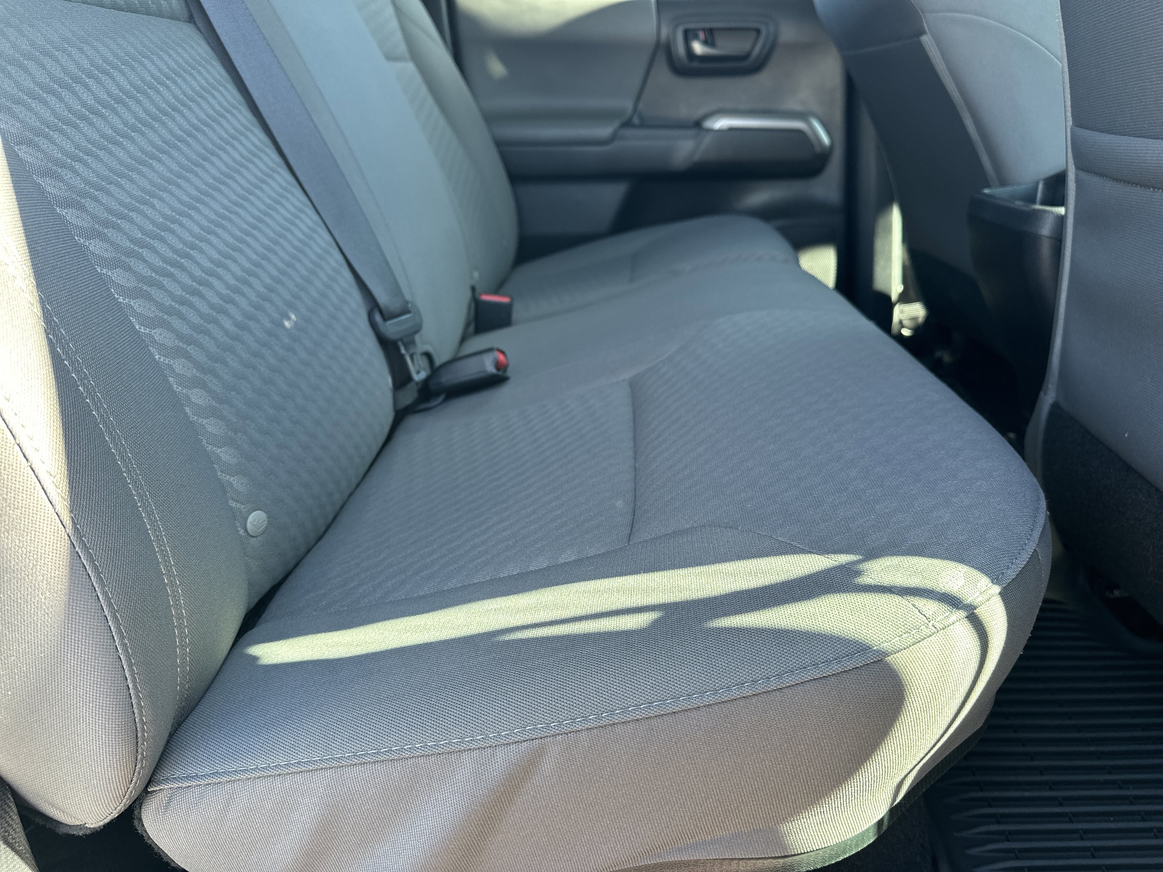 Used 2023 Toyota Tacoma TRD Off-Road image 16