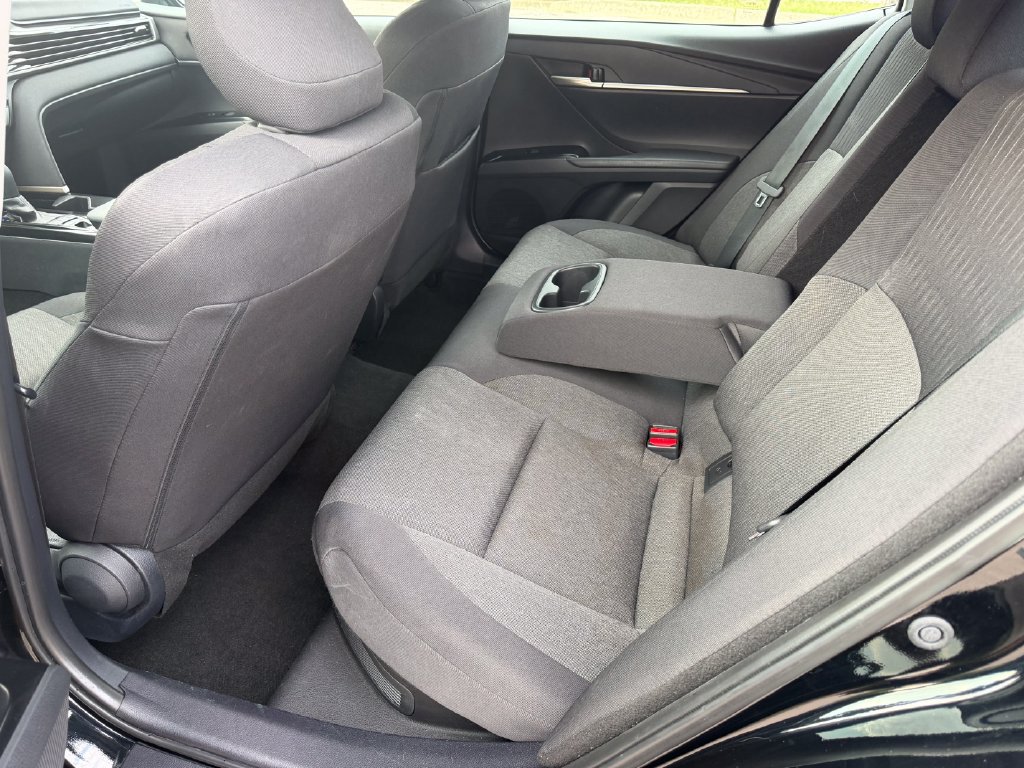 Used 2025 Toyota Camry LE FWD image 24