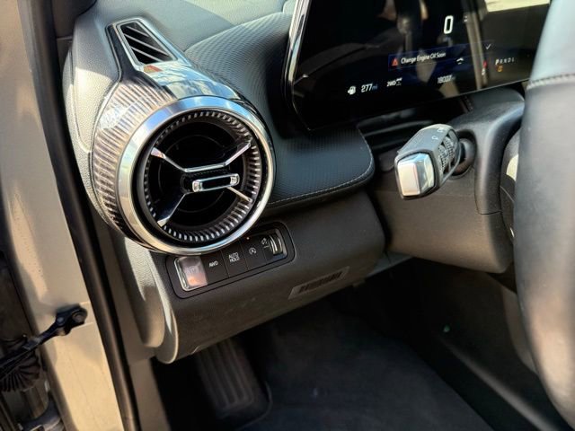 Used 2025 Chevrolet Equinox LT w/ Safety and Technology Package image 17