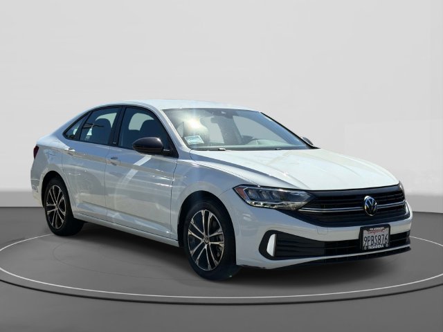 Certified 2024 Volkswagen Jetta Sport FWD image 1