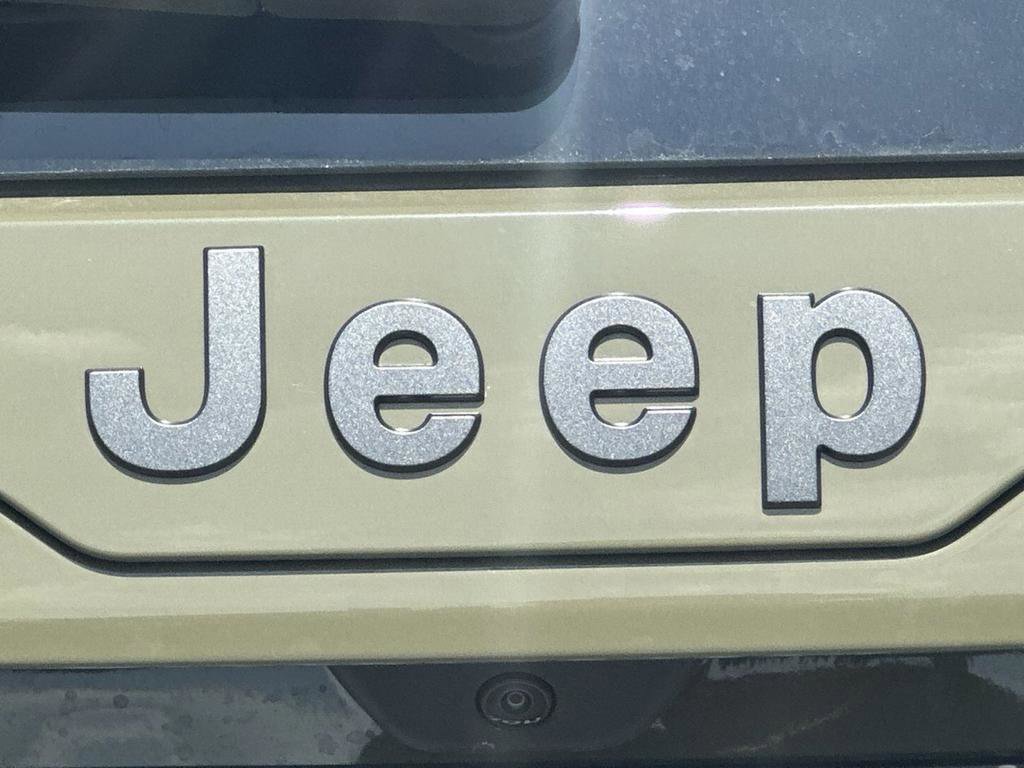 New 2026 Jeep Cherokee Limited AWD/4WD image 36