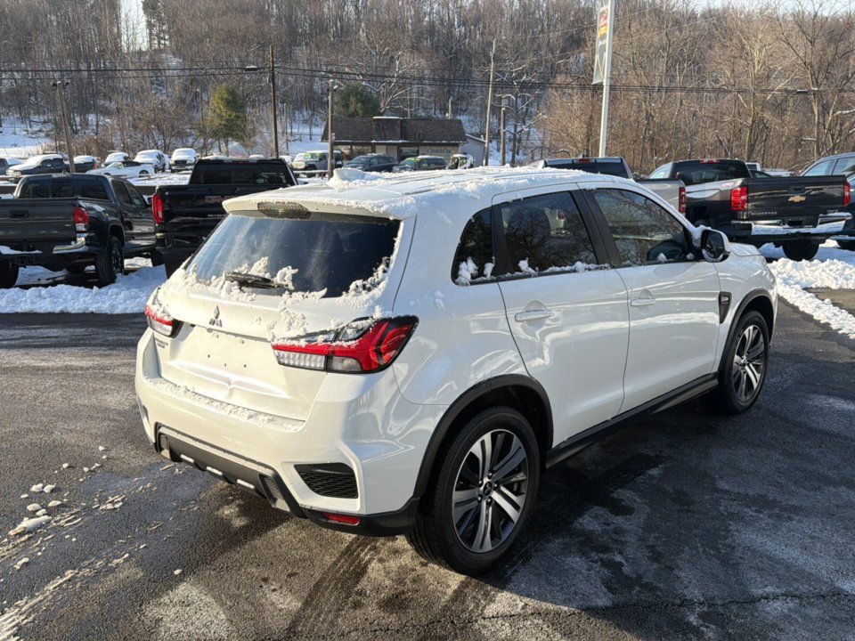 Used 2021 Mitsubishi Outlander Sport ES image 3