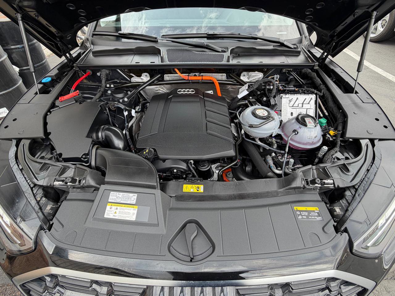 Used 2025 Audi Q5 e Premium image 24