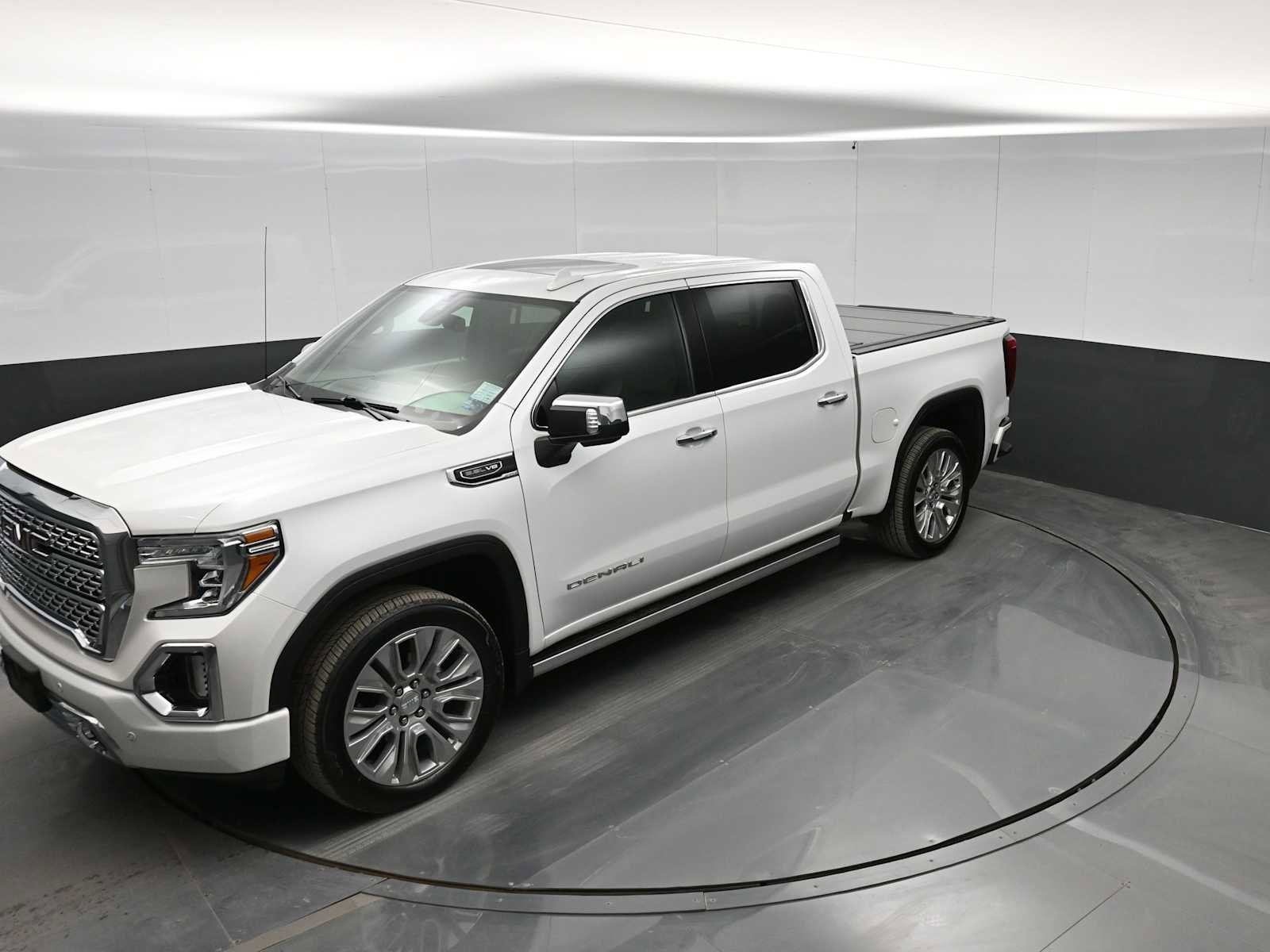 Used 2021 GMC Sierra 1500 Denali w/ Denali Premium Package AWD/4WD image 25