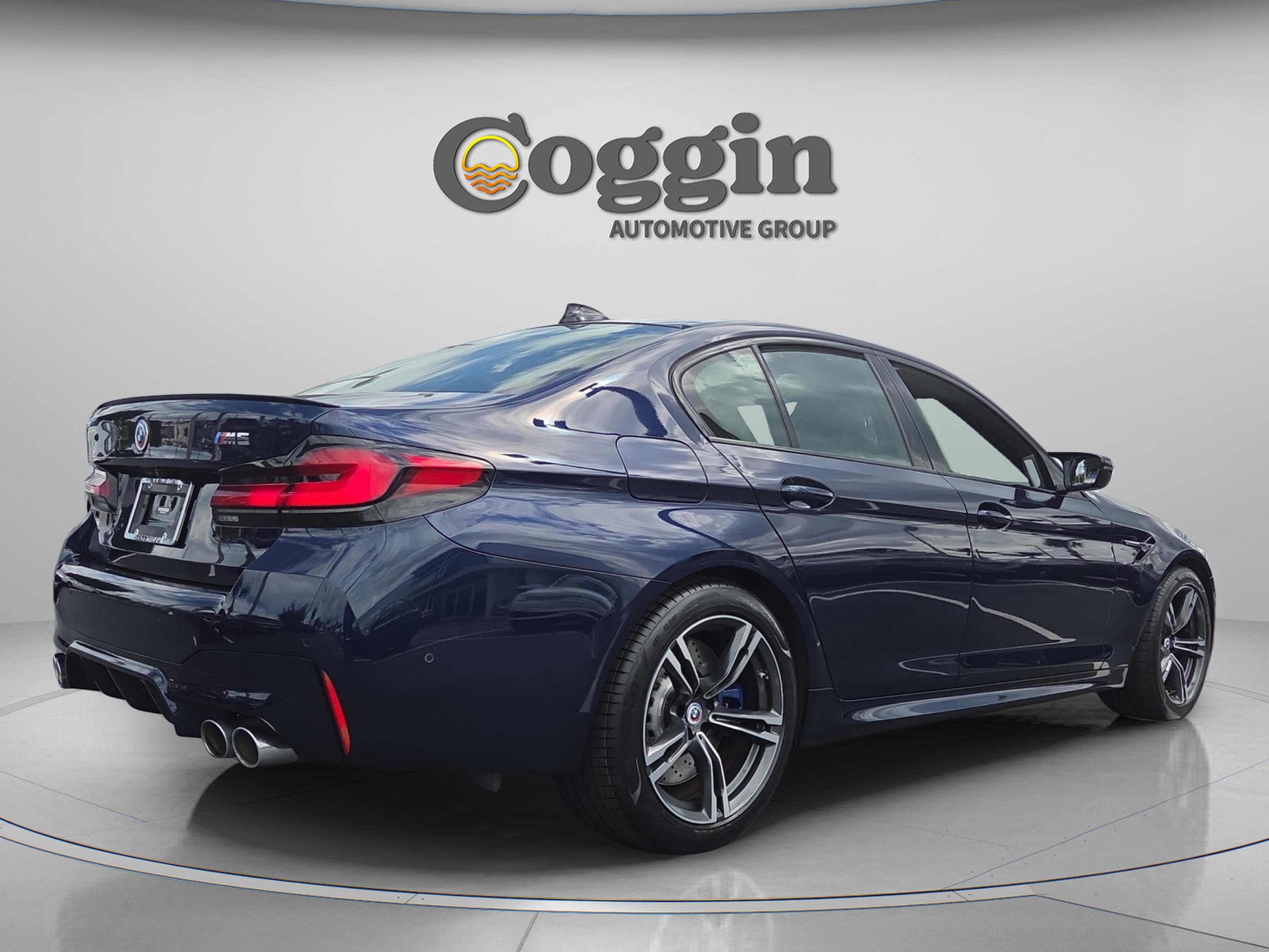 Used 2023 BMW M5 w/ Executive Package AWD/4WD image 5