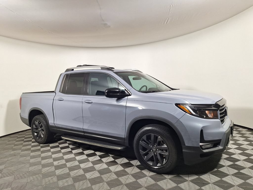 Used 2023 Honda Ridgeline Sport image 3