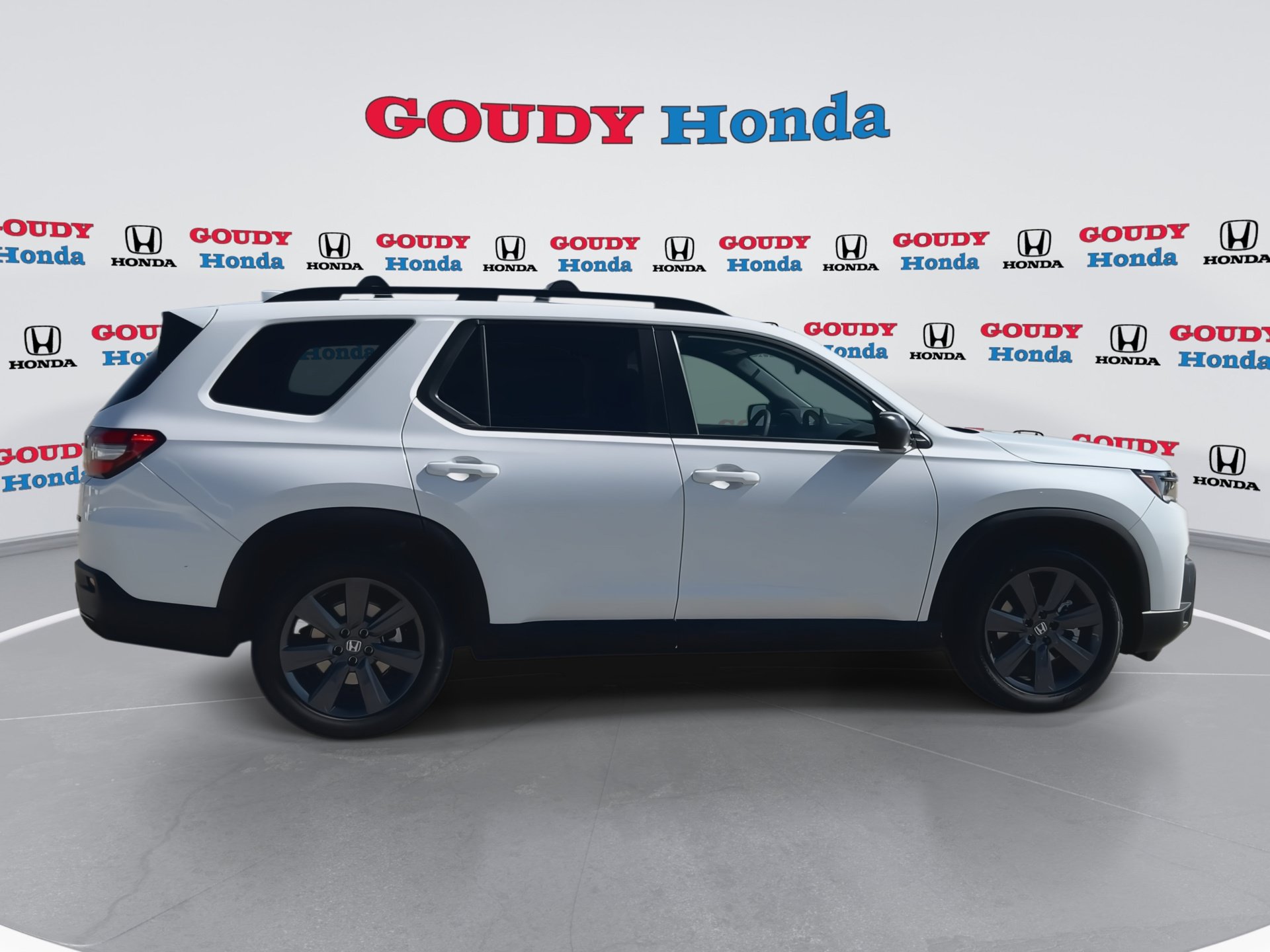 New 2026 Honda Pilot Sport image 9