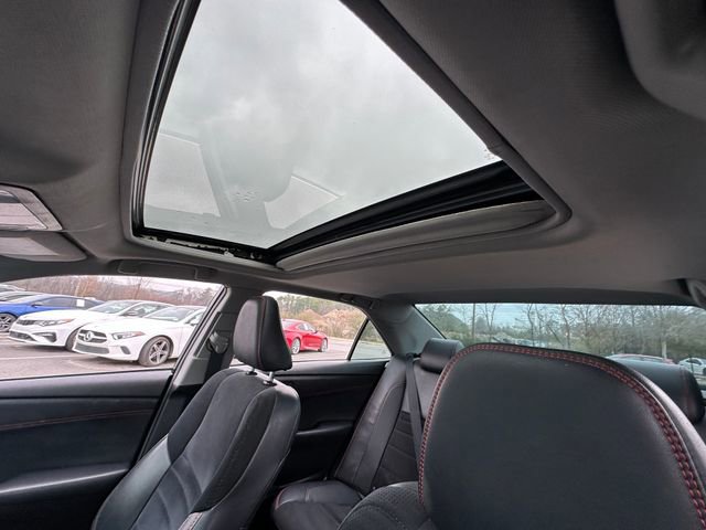 Used 2017 Toyota Camry XSE image 34