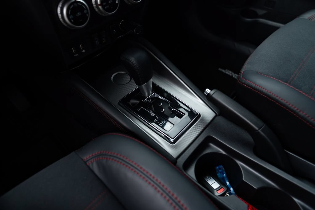 Used 2022 Mitsubishi Outlander Sport SE FWD image 18