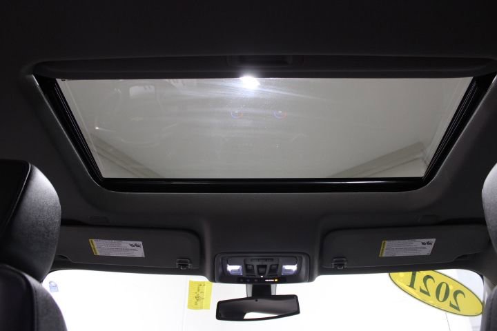 Used 2021 Chevrolet Silverado 1500 LTZ w/ Z71 Off-Road Package image 3