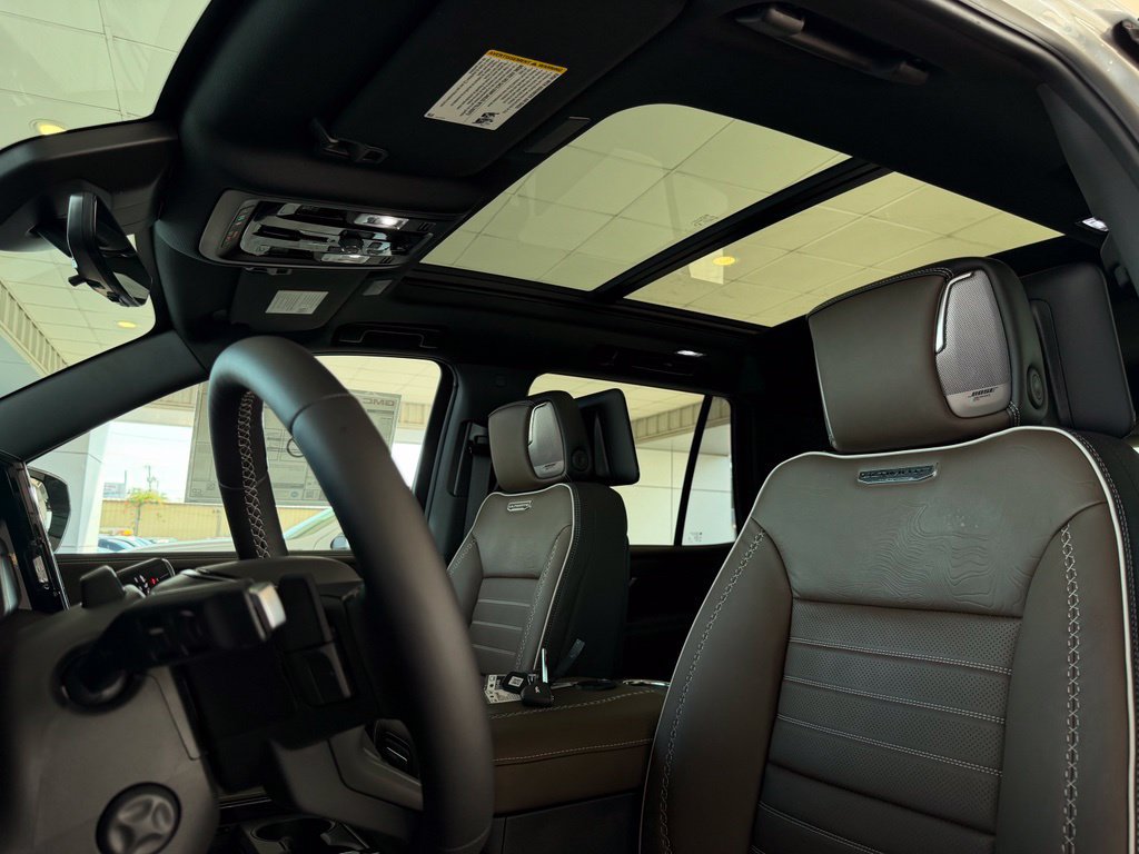 New 2027 GMC Yukon Denali Ultimate AWD/4WD image 14