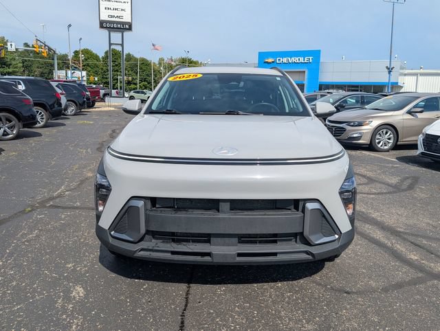 Used 2025 Hyundai Kona SEL AWD/4WD image 2