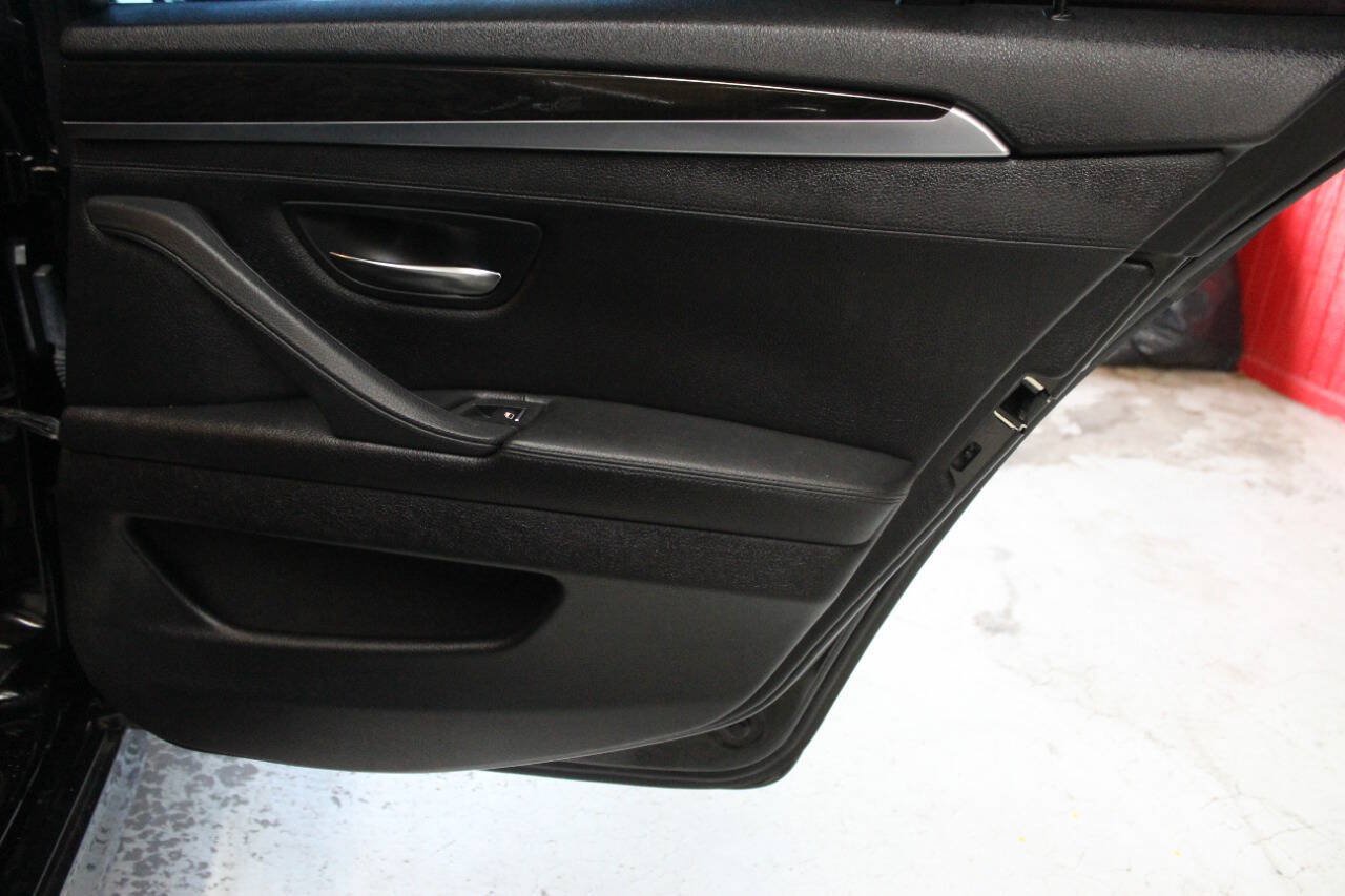 Used 2016 BMW 535i Sedan RWD image 12