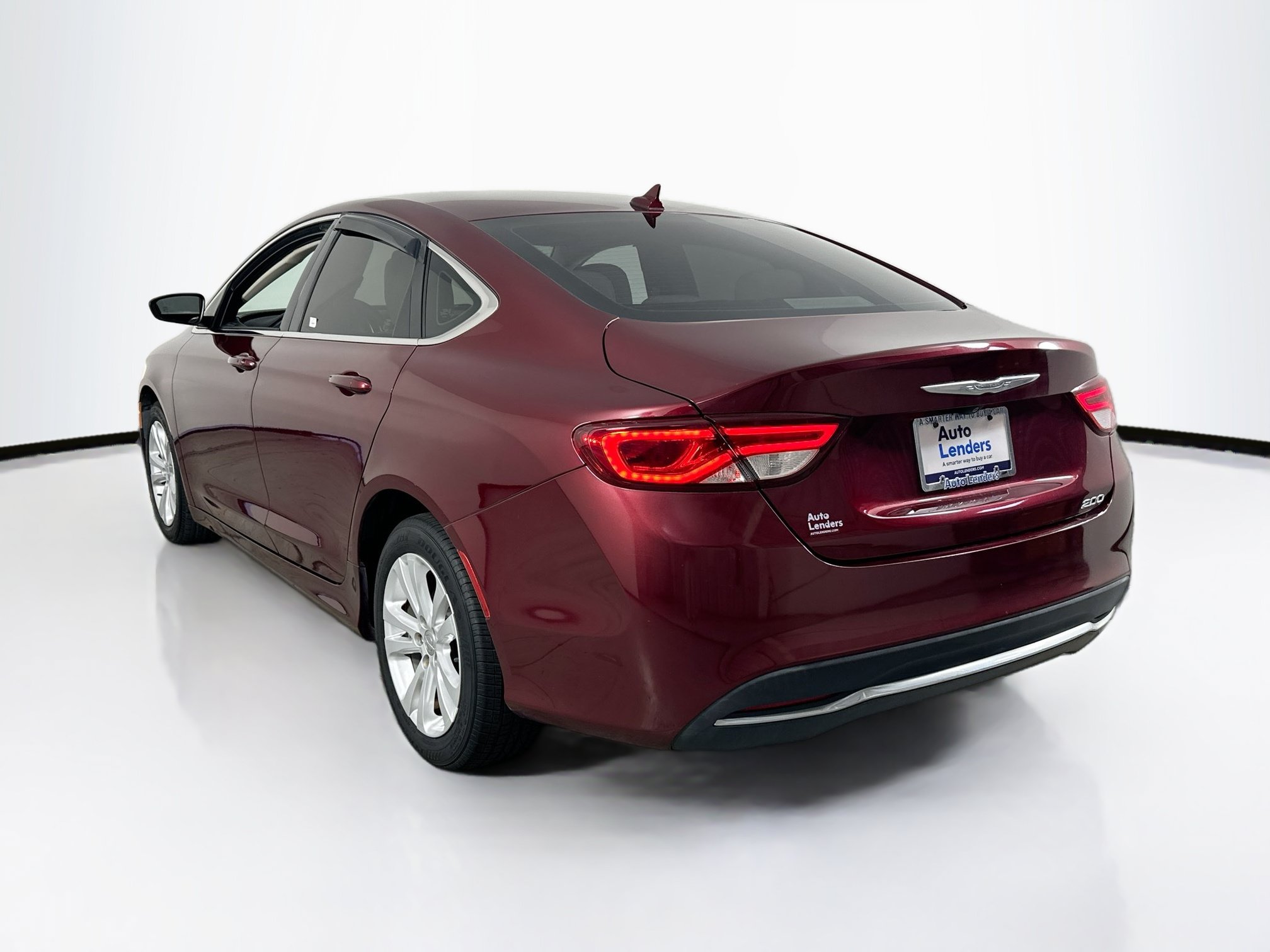 Used 2017 Chrysler 200 Limited Platinum w/ Comfort & Convenience Group FWD image 7