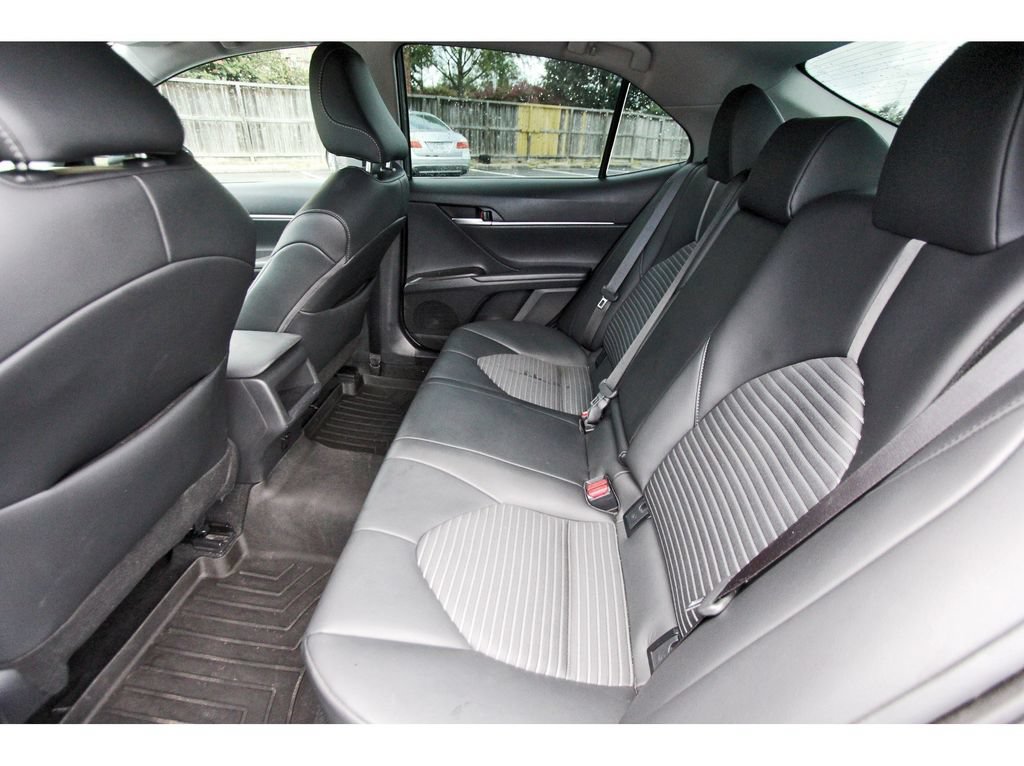 Used 2024 Toyota Camry SE FWD image 14