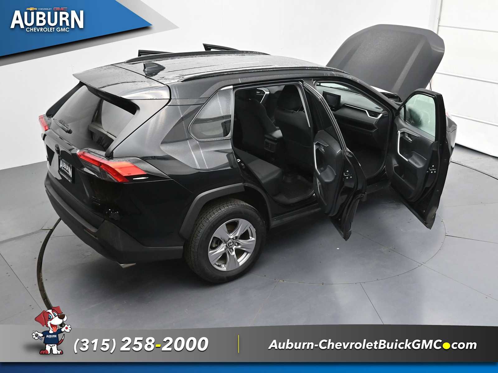 Used 2022 Toyota RAV4 XLE image 39