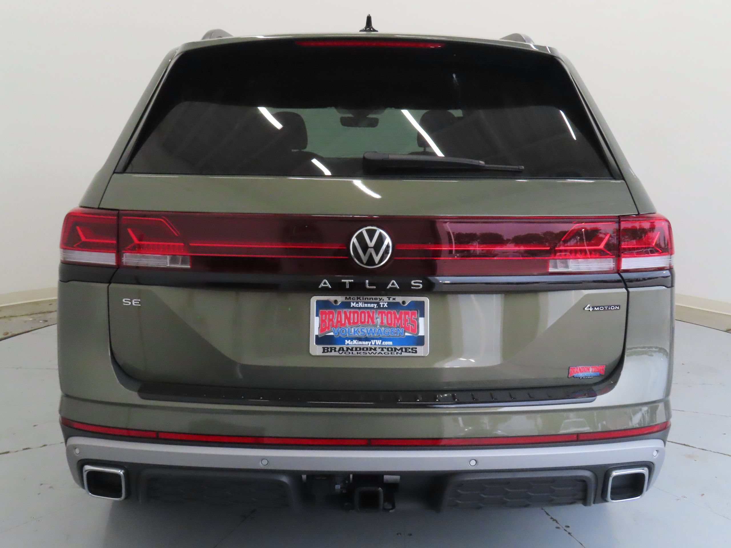New 2026 Volkswagen Atlas Peak Edition AWD/4WD image 4