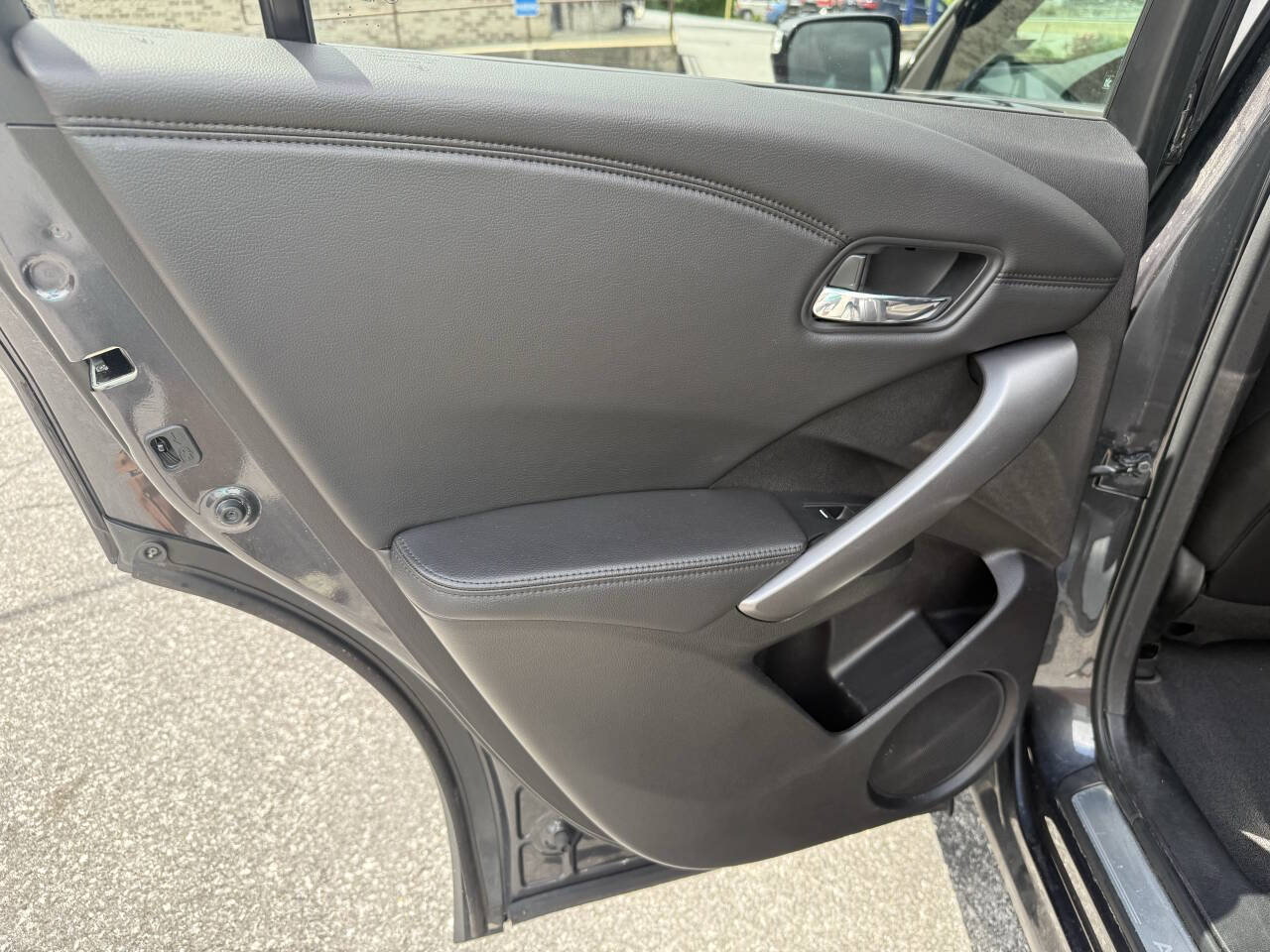 Used 2015 Acura RDX AWD w/ Technology Package image 13
