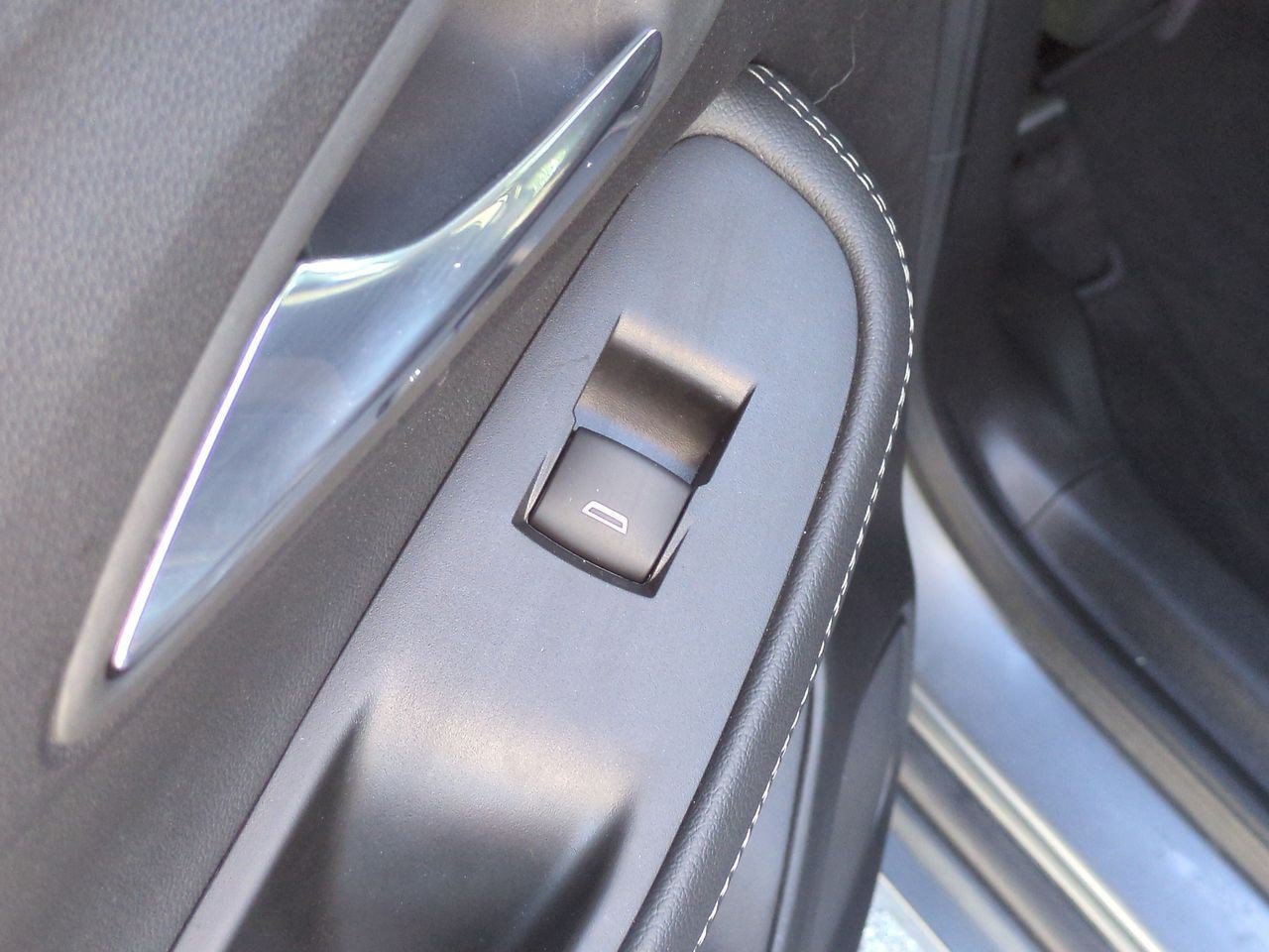 Used 2022 Buick Encore GX Preferred w/ Sport Touring Package FWD image 29