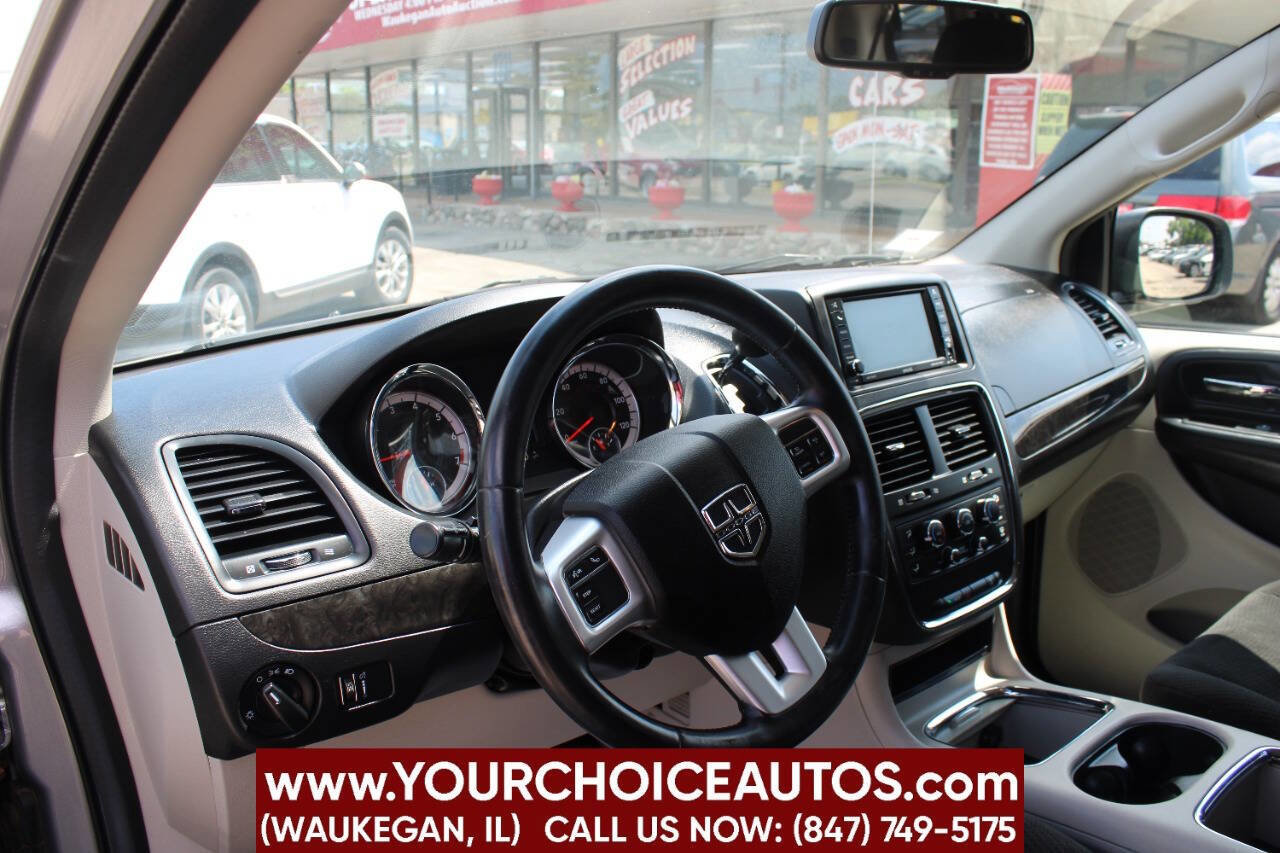 Used 2015 Dodge Grand Caravan SXT w/ UConnect Hands-Free Group image 13