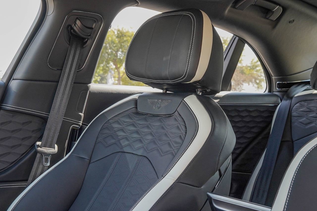 New 2026 Bentley Flying Spur Plug-In Hybrid AWD/4WD image 22