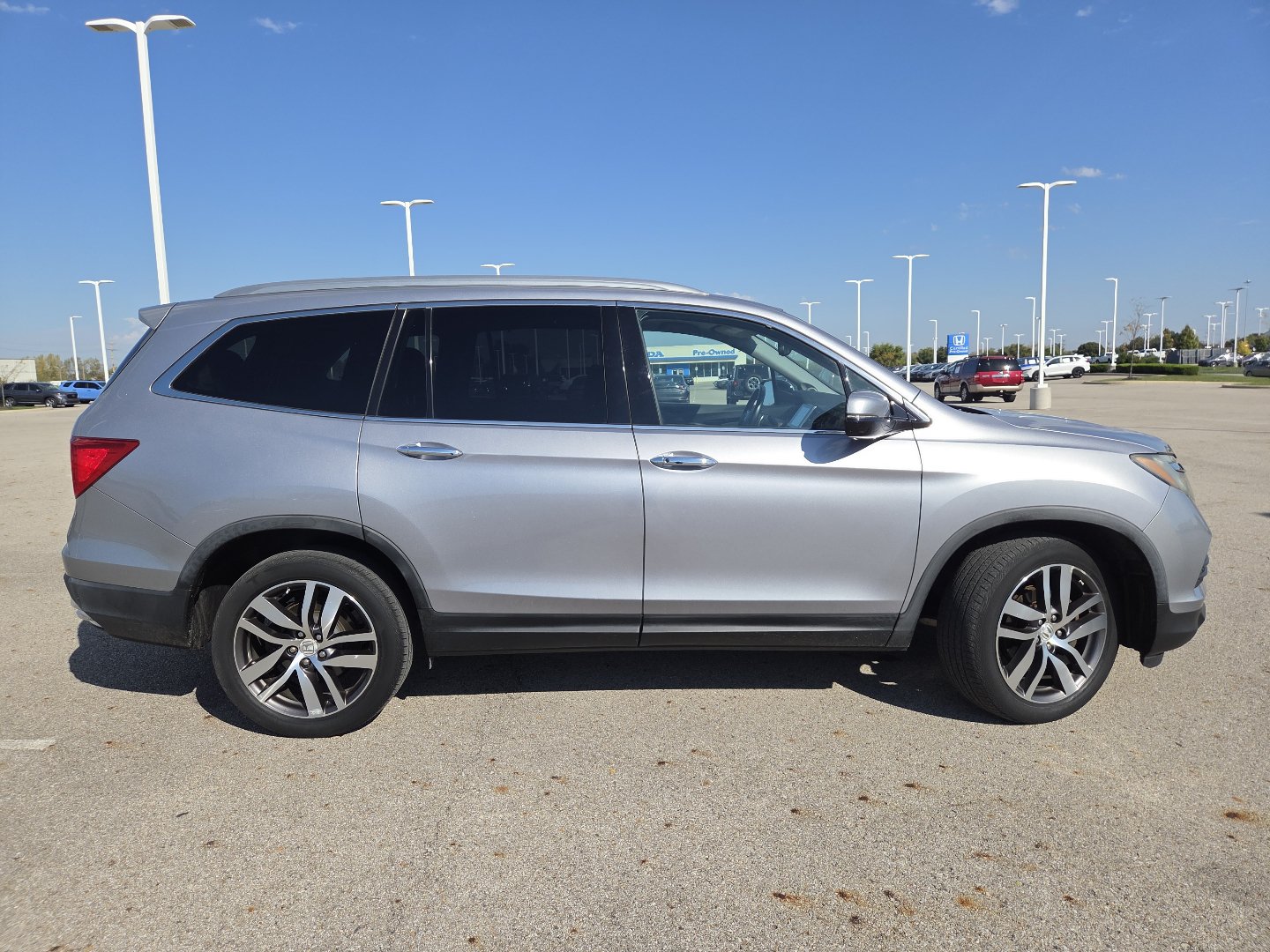 Used 2016 Honda Pilot Elite image 19